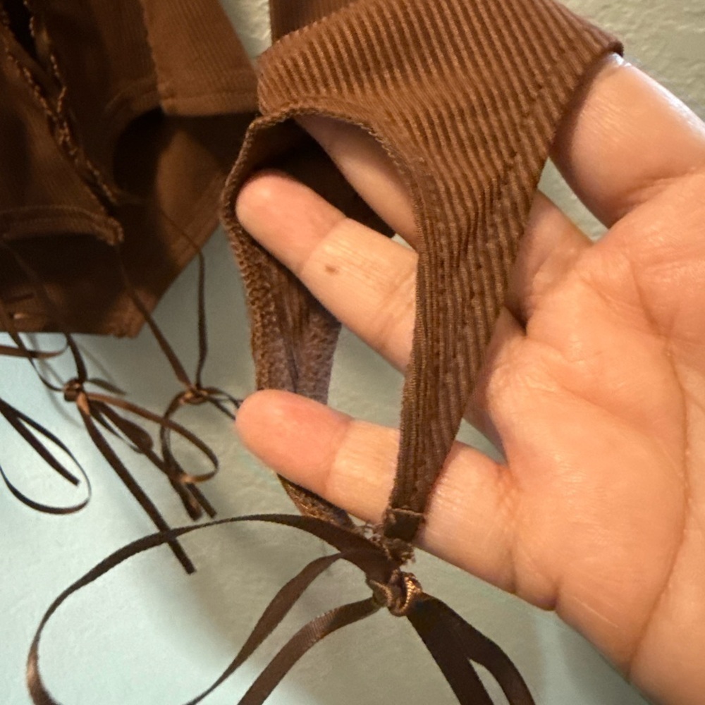 Scarlet Darkness Brown Top with Unique Cutout Design with hood Size S - Picture 7 of 11